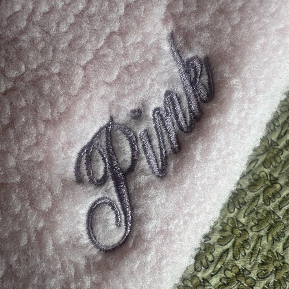 Victoria's Secret Pink Sherpa Tote - Picture 5 of 5